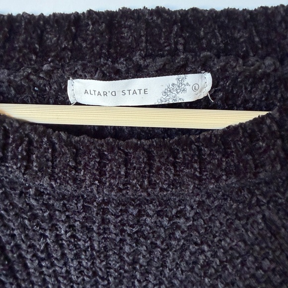 Altar'd State Chunky Sweater - Picture 5 of 7